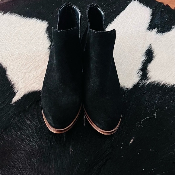 STEVEN Madden Black Suede Leather Chunky Heel Zip Boot Size 8 - Picture 4 of 7